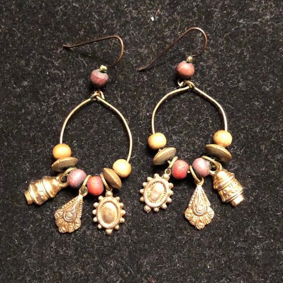 Jewelry - Earrings
